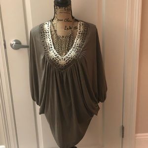 Olive green Ibby Libby tunic (NWT) Size small